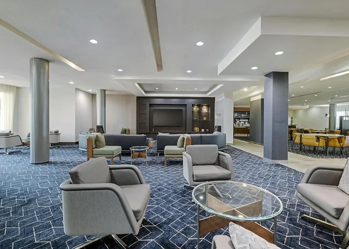 Courtyard Worth West At Cityview