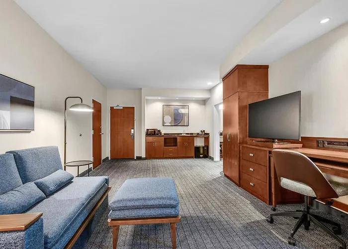 Courtyard Worth West At Cityview