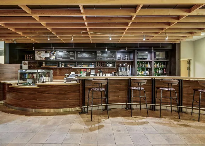 Hotel Courtyard Worth West At Cityview 3*