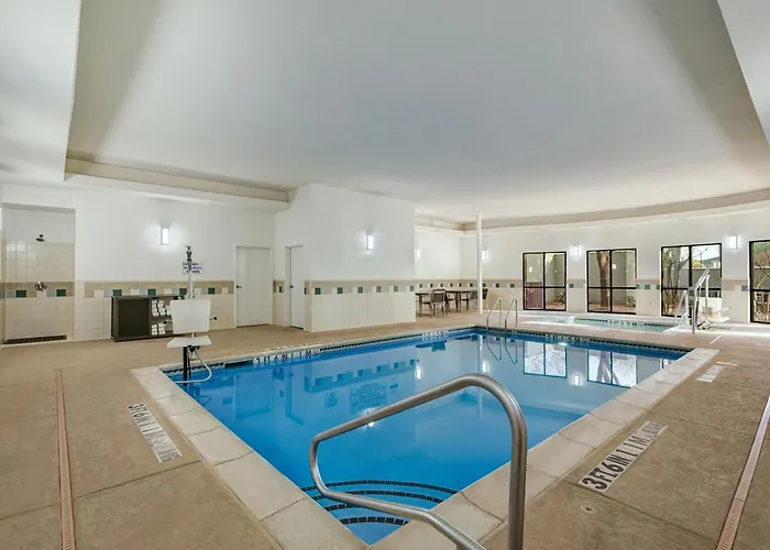 Courtyard Worth West At Cityview Hotel Fort Worth