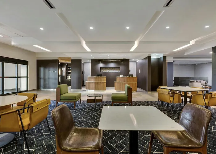 Courtyard Worth West At Cityview 3*