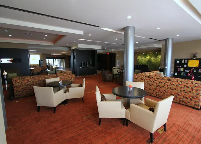 Hotel Courtyard Worth West At Cityview 3*